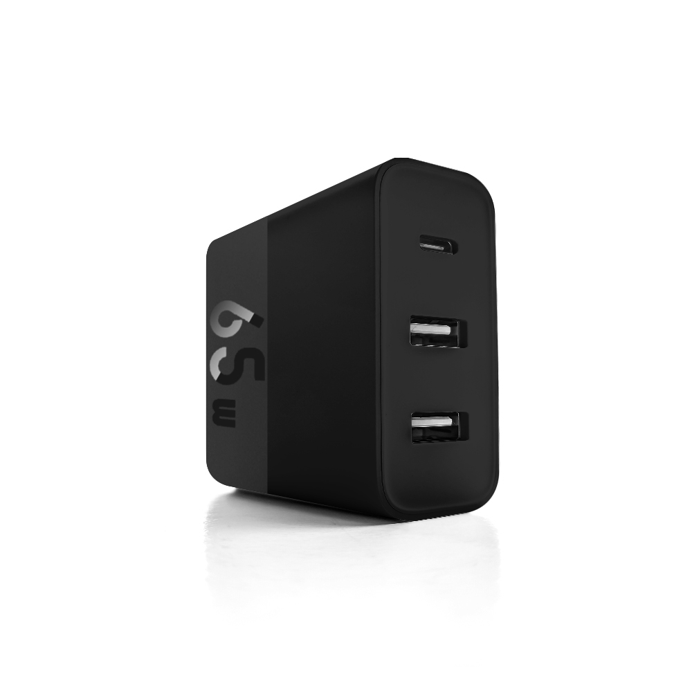 شارژر چند پورت مسافرتی بین المللی ZMI zPower Triple Port 65W USB-C Travel Charger HA833